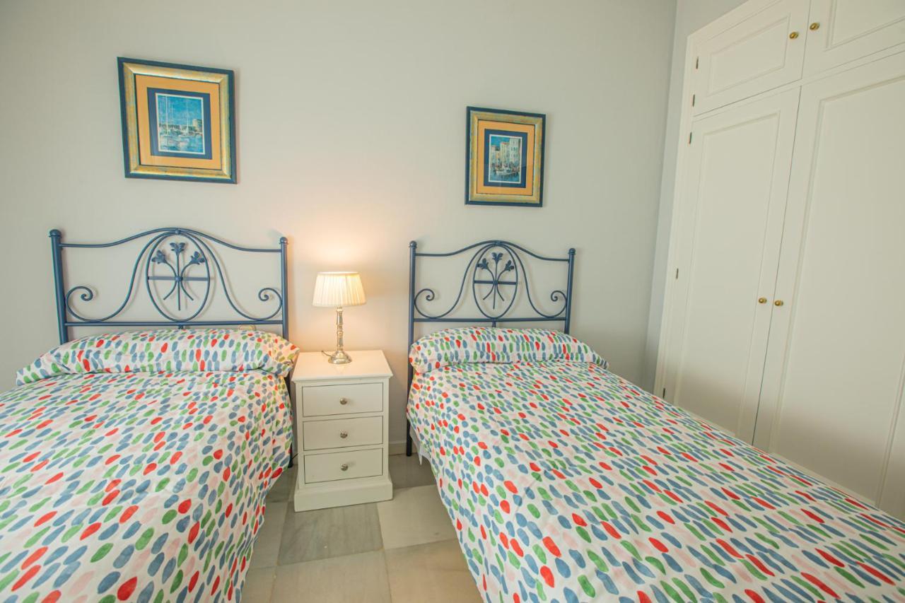 Piso Triana, Appartement *